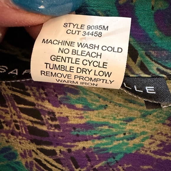 Sarah Michelle Colorful Peacock Feather Blouse - Picture 13 of 13